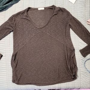 American threads charcoal tunic top in small/medium
